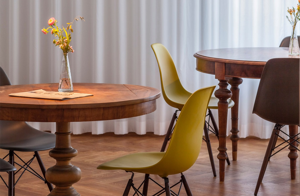 Frauenzimmer 5253